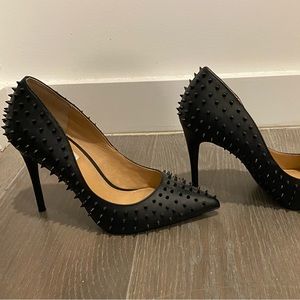 Black Steve Madden Spiky Heels - size 8